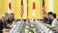ニュースの核心　米国の「核の傘」という虚構　疑念払拭できず「拡大抑止」で初の日米閣僚会合　日本はまず「持ち込ませず」の撤廃を