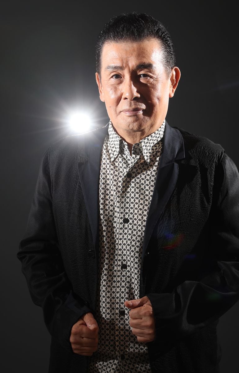 ぴいぷる　歌手・角川博　だまされ続けて49年…「皆さんが聴きたい歌を歌うだけです」　70枚目、最新シングル『恋泣きすずめ』リリース