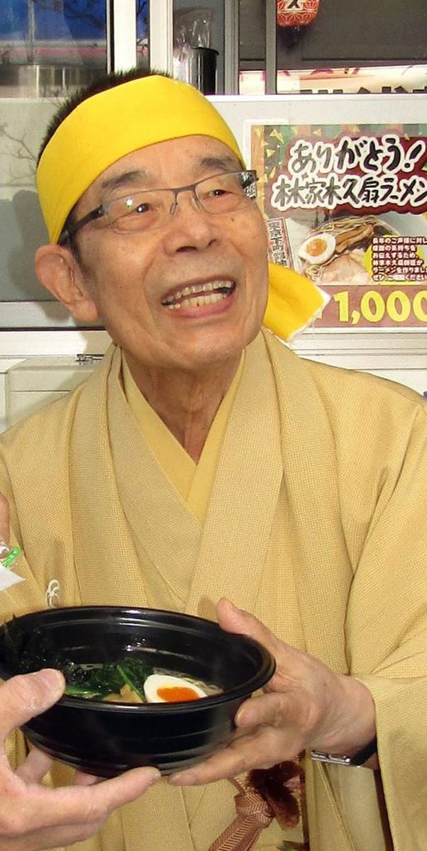 落語家・林家木久扇に災難…「木久扇ラーメン」自主回収　「虫の混入」購入者が指摘、木久蔵時代に売り出した話題の商品