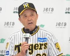 岡田監督、病み上がりラスト采配に影響は！？　DeNAとのCS前に会見、柄にもない？殊勝な発言も　阪神チーム内から心配する声