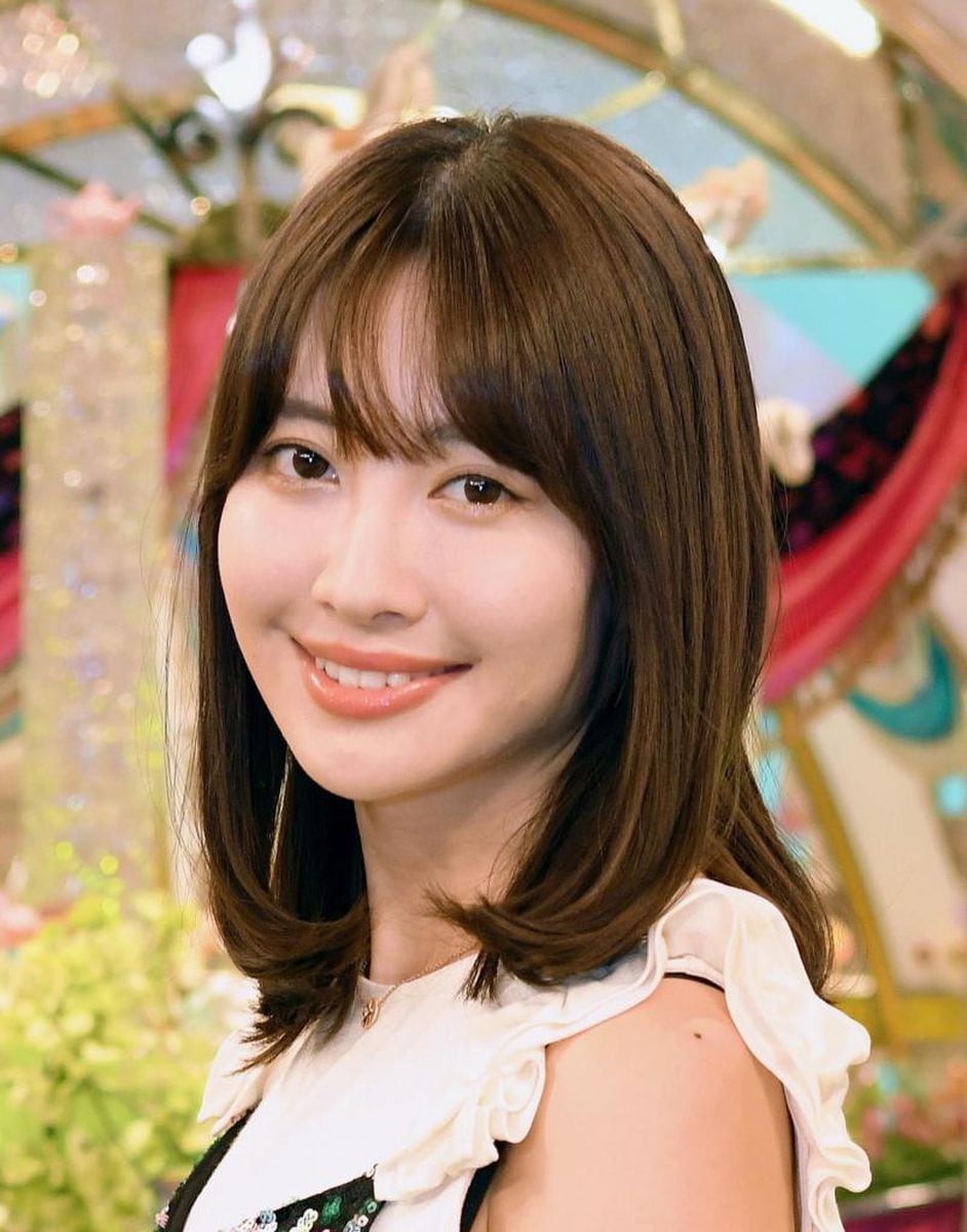 防犯カメラ動画「これは怖い…」小嶋陽菜〝襲撃事件〟　過激化するファンから守るにはボディーガードが必要か