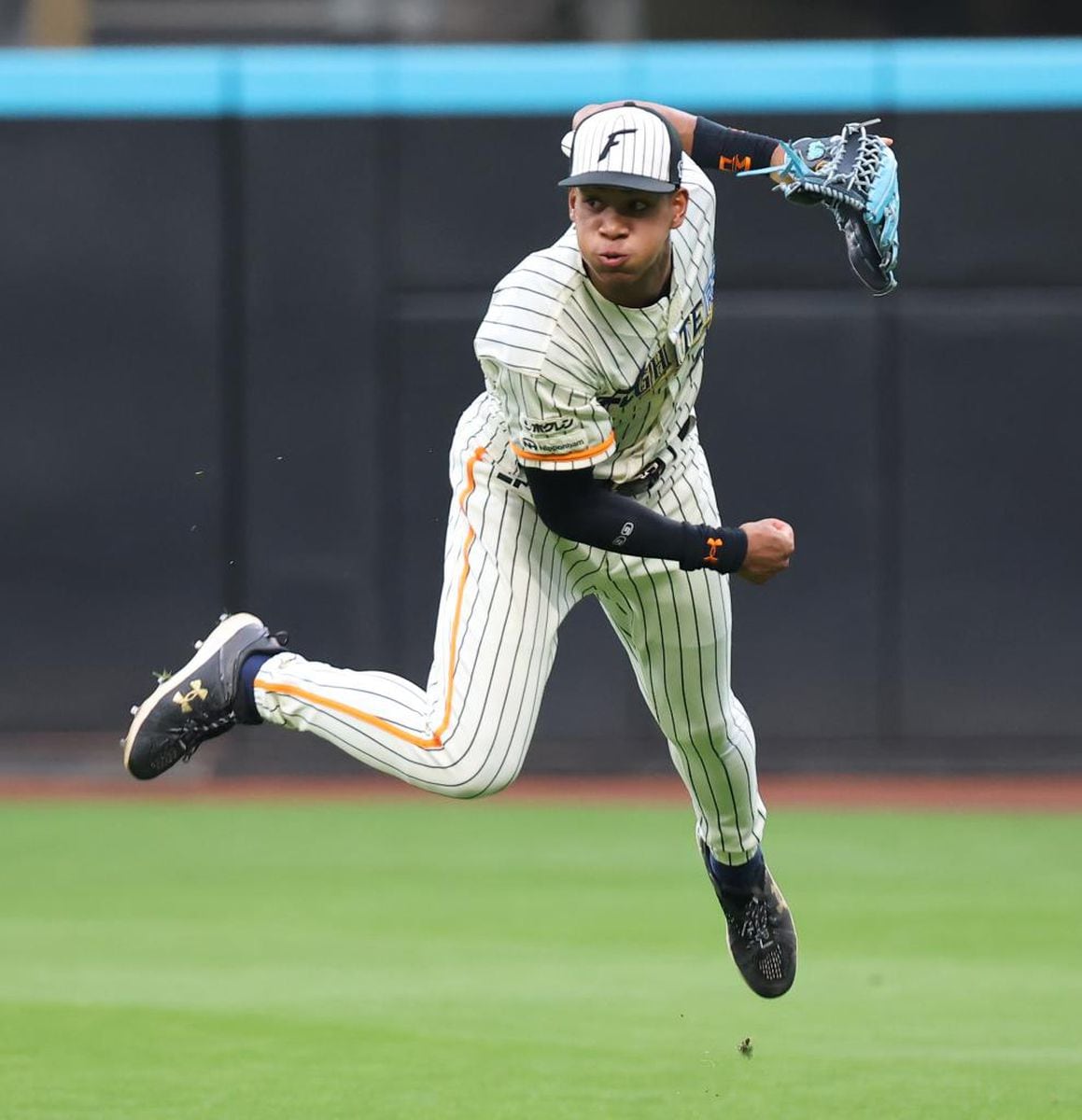 プロ野球実況中継　日本ハム・万波が2ケタも…外野手の見せ場「補殺」減少から見える現代プロ野球の「責任問われない守備隊形」