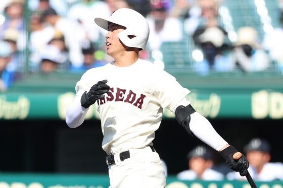 木製バットで衝撃フェン直「マジかよ」　“プロ注目”宇野に甲子園ざわめき「あんな飛ぶんだ」