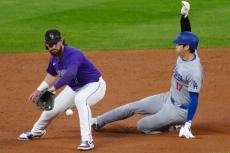 大谷翔平が「さらなる歴史を」　“イチロー超え”57盗塁を米一斉速報「またマイルストーン」