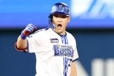 DeNAが26年ぶり日本一　筒香が先制弾＆4打点、2連敗→怒涛の4連勝で“下剋上”達成