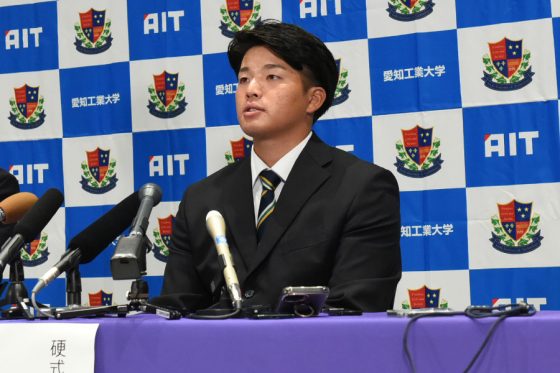 長崎県庁を志望→4年後にドラ1「野球にも頭が必要」　160キロ右腕の“方向転換”