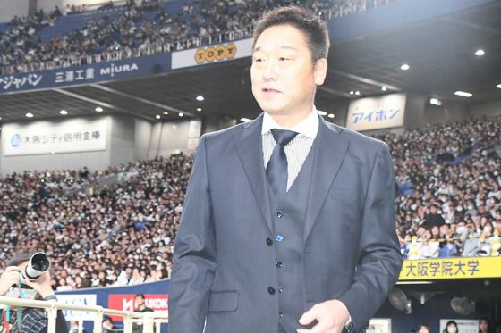 オリ中嶋前監督、ファン感に電撃登場　爆笑さらう「悪い部分は私とT-岡田が持って出ていきます」