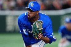 痛すぎる守護神流出、MLB目指す左腕　“スカスカ”の中日支配下…待ったなしの補強