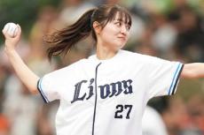 「可愛い！」と話題の名捕手娘　20歳で初の水着グラビア体験「とても楽しく」