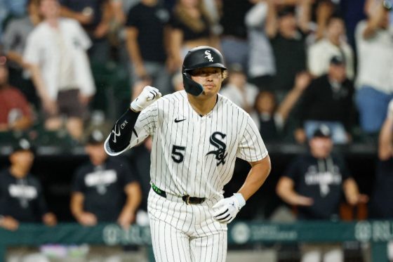 村上宗隆、8回に19号同点2ラン 西田がチャンスメーク→チーム救う一