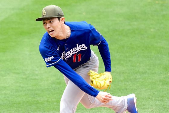 エポック ワン【佐々木朗希】7回無失点の快投で今季8勝目（22.8.26） 佐々木朗希、渡米後最長7回1失点の快投 2勝目権利持ち降板…最多8K