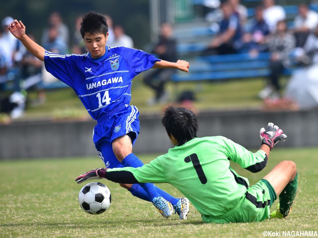 [国体少年男子]4戦6発と多彩なゴールで主役級の活躍見せる神奈川県MF服部(12枚)