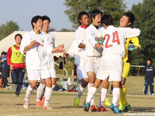 [選手権予選]新庄東が山形商をPK戦で振り切り、山形4強進出!(19枚)