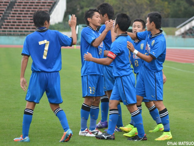 [選手権予選]全国総体準優勝の大津、古豪・熊本農に4-0で勝利:熊本(12枚)