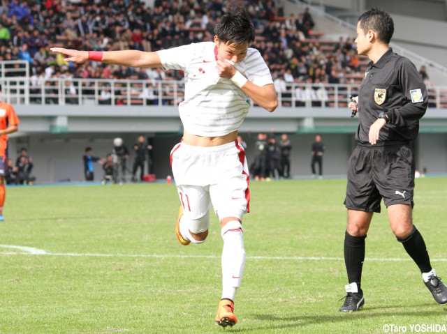 [選手権予選]4戦連発!東福岡はMF赤木翼が全国導く決勝弾!!(8枚)