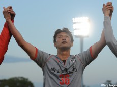 熊本の元日本代表、34歳FW巻が契約更新