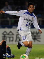 長崎がMF井上と契約更新「3年目のシーズンを迎えることが決まり、とてもうれしい」