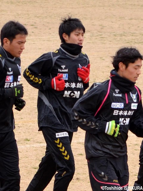 浦和MF野崎が鳥取に完全移籍「すべてをかけてプレーしたい」