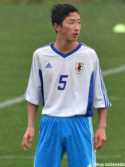 U-15日本代表候補練習試合、DF新井秀明、DF大桃伶音、DF白土大貴、DF草住晃之介(8枚)