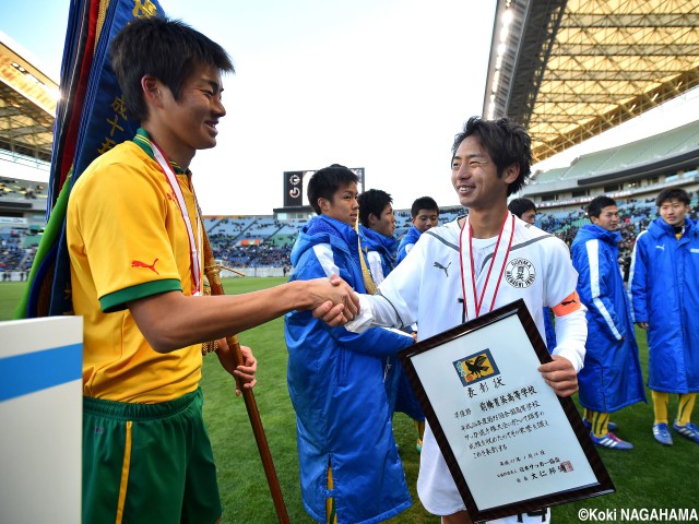 筑波大15年度新入部員、選手権決勝戦った星稜主将・鈴木大誠と前橋育英主将・鈴木徳真ら