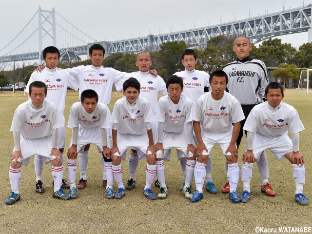 [ミズノカップIN香川]秋山が決勝ヘッド! 地元・香川西が新2年生メンバーの静岡学園に逆転勝利(16枚)