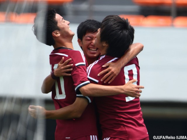 [関東]早稲田大は3連勝!!FW宮本弾で駒澤大に完封勝利(20枚)