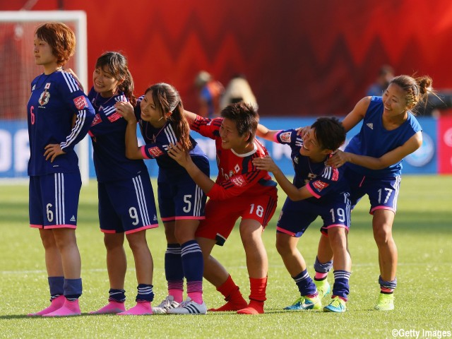 なでしこ決戦の地到着…佐々木監督「自分たちのサッカーで勝ちきる」