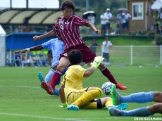 [総体]値千金の同点弾で勝利に貢献した久御山FW築山隼(4枚)