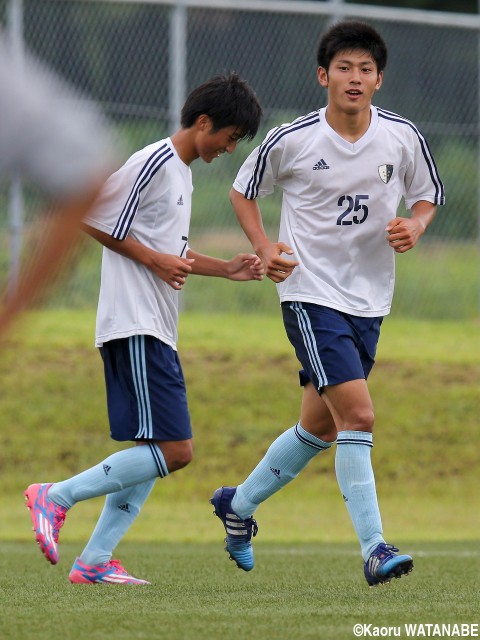 [adidas Cup in TOKYO]新潟明訓が圧倒的な攻撃力見せるも帝京三も効率よく得点(16枚)