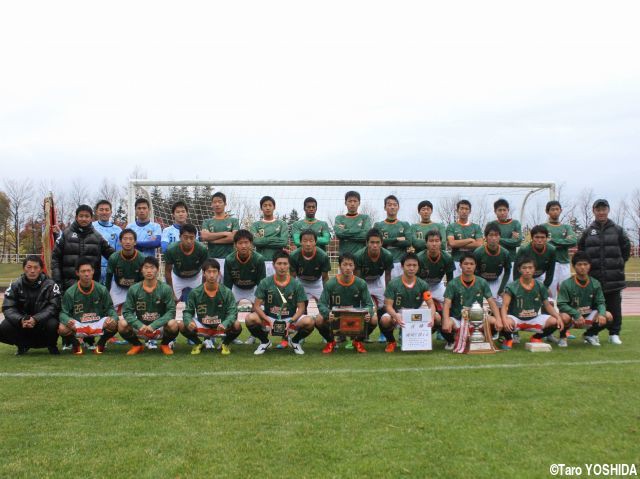 [選手権予選]風雨と光星の勢いに苦しむも王者揺るがず!青森19連覇の青森山田が全国出場一番乗り!