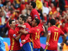 [EURO]“厄日”振り払う劇的勝利! スペインが史上初3連覇へ好発進(16枚)
