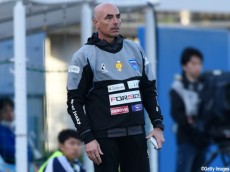 横浜FCがルス監督の辞任を発表…不整脈の改善見込めず辞任申し出