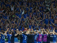 快進撃に熱狂アイスランド、イングランド戦は驚異の視聴率99.8%