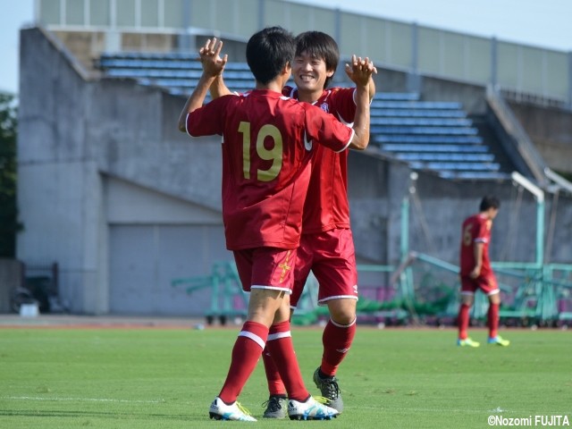 [京都FA杯]立命館大が紫光クラブに4発勝利で決勝へ、「このサッカーで日本一を」
