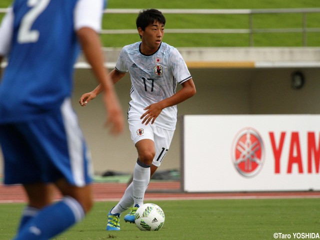 [SBS杯]“代表初先発”のボランチコンビ、千葉内定の青森山田MF高橋&神戸U-18MF野田(8枚)