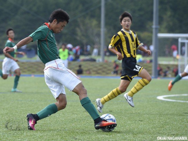 [MOM1875]青森山田FW檀崎竜孔(1年)_“00ジャパン”候補FWが注目対決で2得点1アシストの活躍!