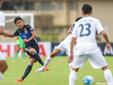 [AFC U-16選手権]U-16日本代表の万能型DF菅原、3ポジションでプレーしてチーム支える(4枚)