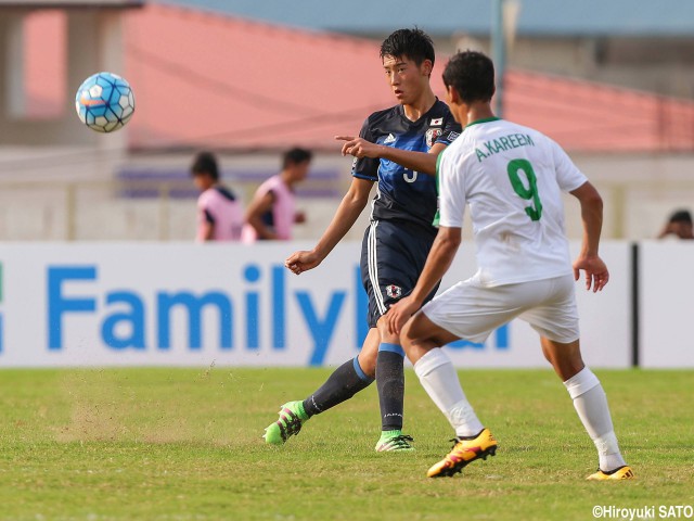 [AFC U-16選手権]好守連発したCB瀬古、アジア最終戦は無念の退場に……(4枚)