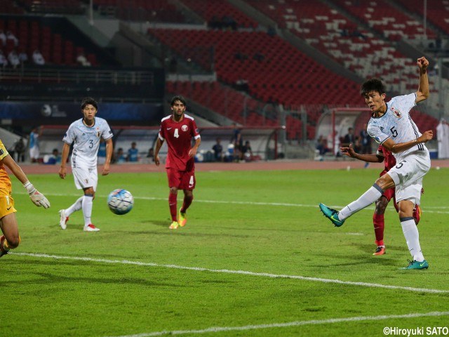 [AFC U-19選手権]逸材高校生、CB冨安が左足で3点目のゴール!(4枚)