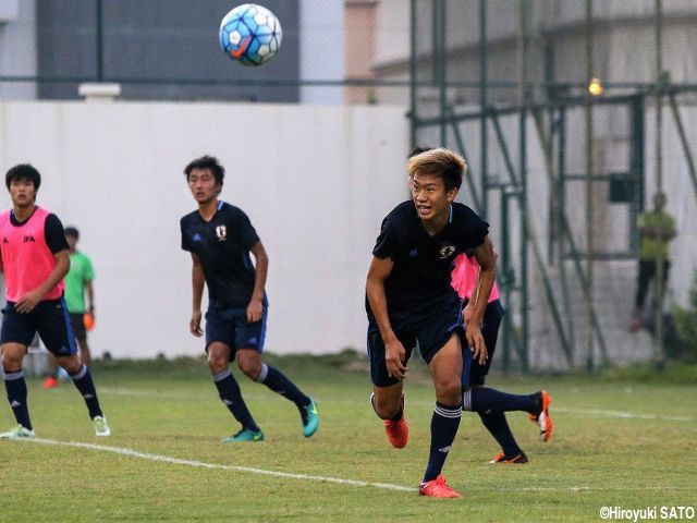 U-20W杯へ向けた生存競争の第一歩、日本は準決勝で10人を入れ替え。廣末、町田、初瀬らが先発へ