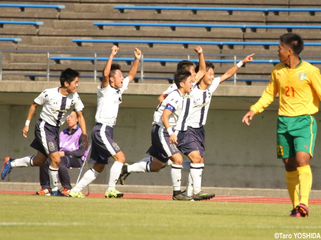 [選手権予選]2年生コンビの連係から決勝弾! 鵬学園MF森田&FW西川が星稜ゴール破る:石川(8枚)