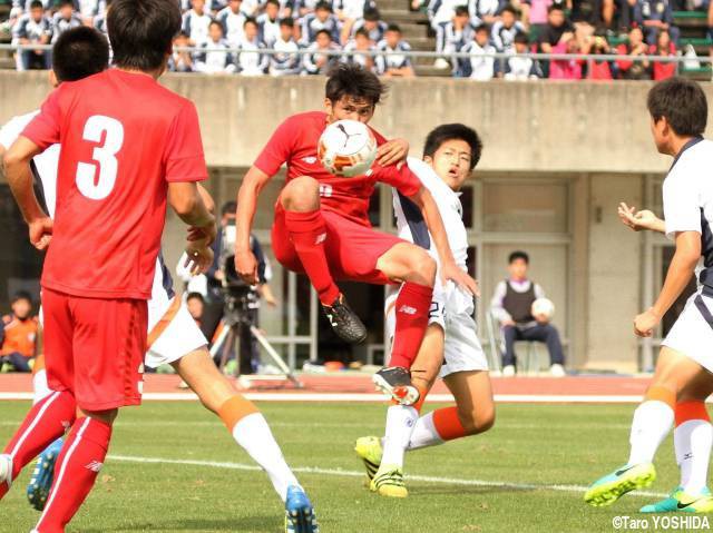 [選手権予選]サッカー、学業で目標挑戦のストライカー、FW藤井が前半2発で東福岡を全国導く