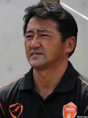 12位山口が上野監督と契約延長、4シーズン目の指揮へ