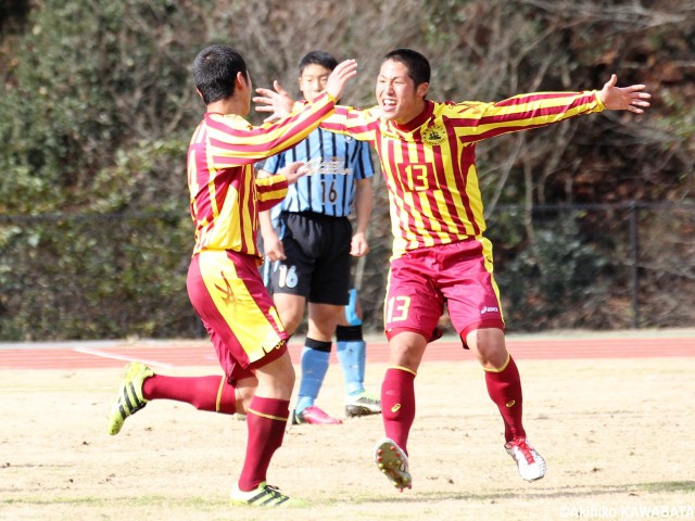 [プレミアリーグ参入戦]長崎総科大附が岡山学芸館から逆転5発!名将も「選手が逞しかったね」(17枚)