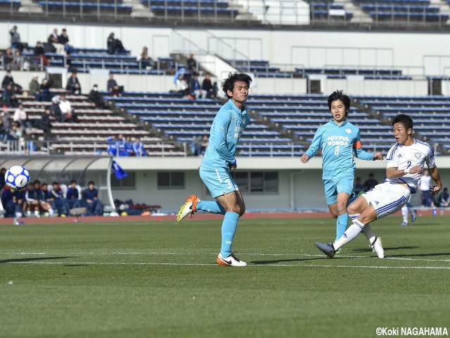 インカレ決勝の観衆5850人…優勝監督持論「もっと集められる」「大学サッカーを注目される存在に」 