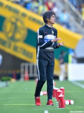 熊本の清川監督が来季続投「J1昇格へチーム一丸で頑張ります」