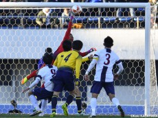 関東一の1年生GK北村海チデイが驚異のジャンプセーブ!緊急出場にも強メンタルでチーム救う(4枚)