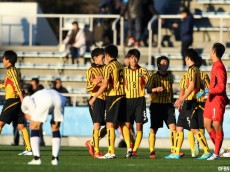 GK宮本PKストップ!松井主将が決勝点、10人の東海大仰星が粘る藤枝明誠退けて2回戦へ