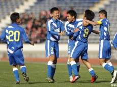 初出場の鵬学園下した佐賀東、4ゴールで“鬼門”2回戦を突破!