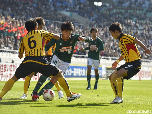 2冠に王手!! プレミア王者・青森山田、東海大仰星撃破で7年ぶり決勝進出